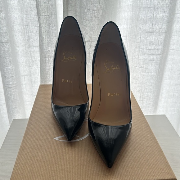 Christian Louboutin So Kate 120 Patent Heels - Picture 4 of 6